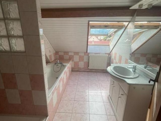 Appartement 4 pièces, 84 m² à louer à Audincourt 25400