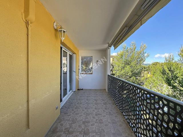 Appartement 4 pièces 84 m²