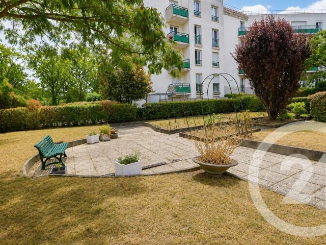 Appartement 4 pièces 84 m²