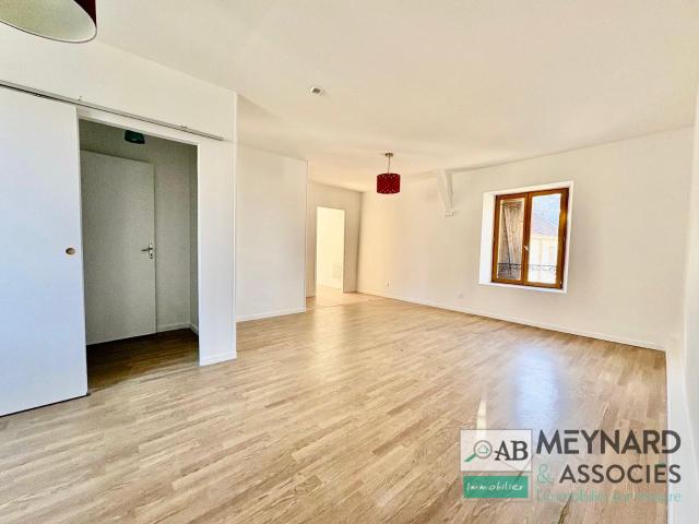 Appartement 4 pièces 84 m²
