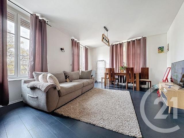 Appartement 4 pièces 84 m²
