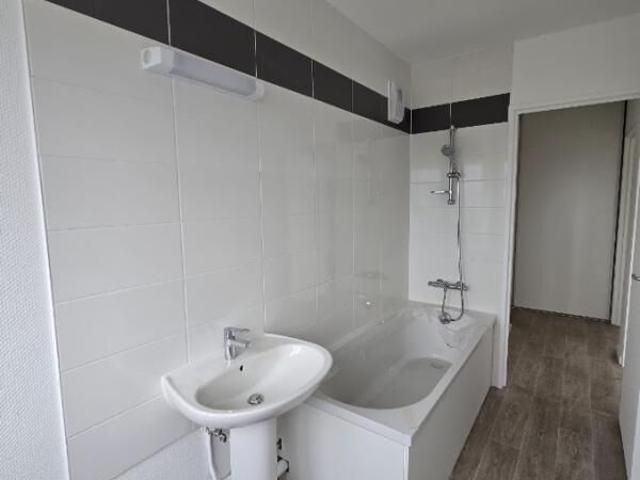 Appartement 4 pièces, 85 m² à louer à Creutzwald 57150