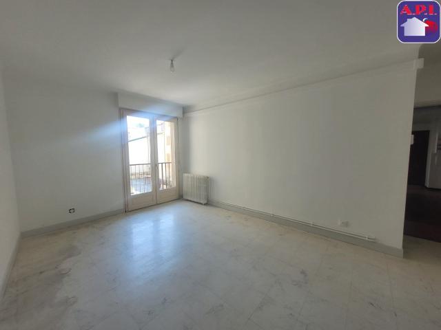 Appartement 4 pièces, 85 m² à louer à Foix 09000