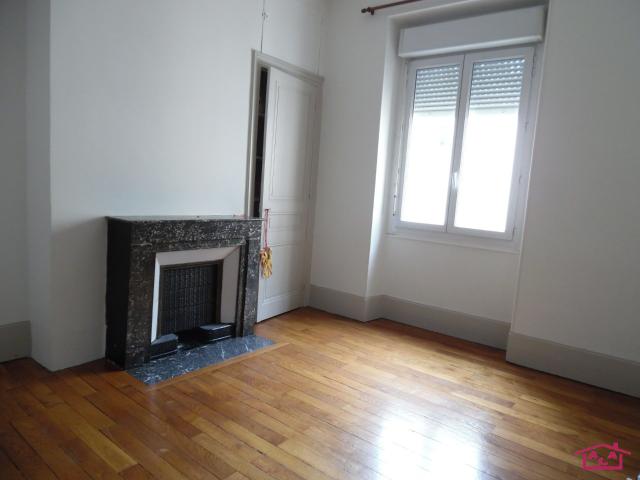Appartement 4 pièces, 85 m² à louer à Grenoble 38000