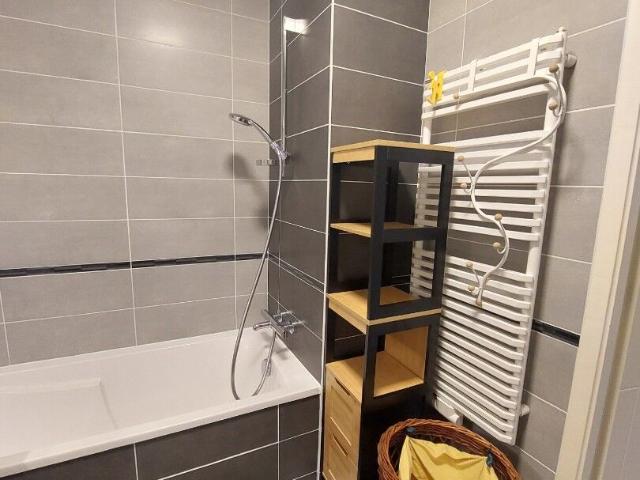 Appartement 4 pièces, 85 m² à louer à Saint Genis Pouilly 01630