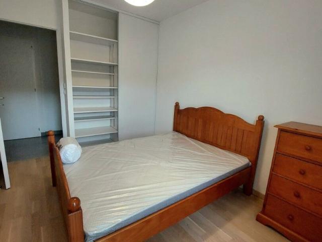 Appartement 4 pièces, 85 m² à louer à Saint Genis Pouilly 01630