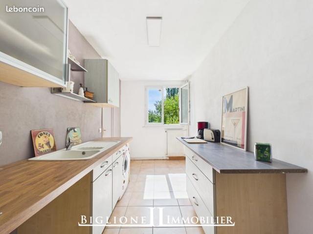 Appartement 4 pièces 85 m²