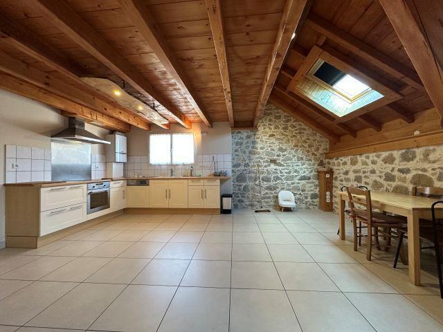Appartement 4 pièces 85 m²