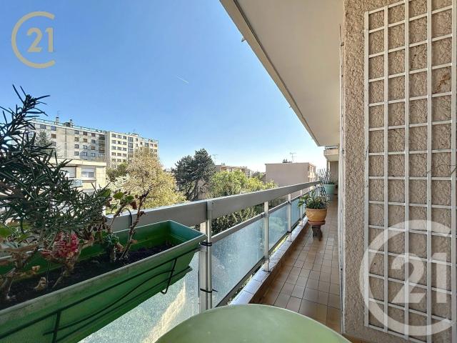 Appartement 4 pièces 85 m²
