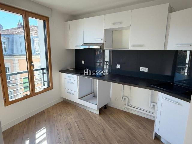 Appartement 4 Pièces 86.12m² à louer 2250 euros LA GARENNE COL