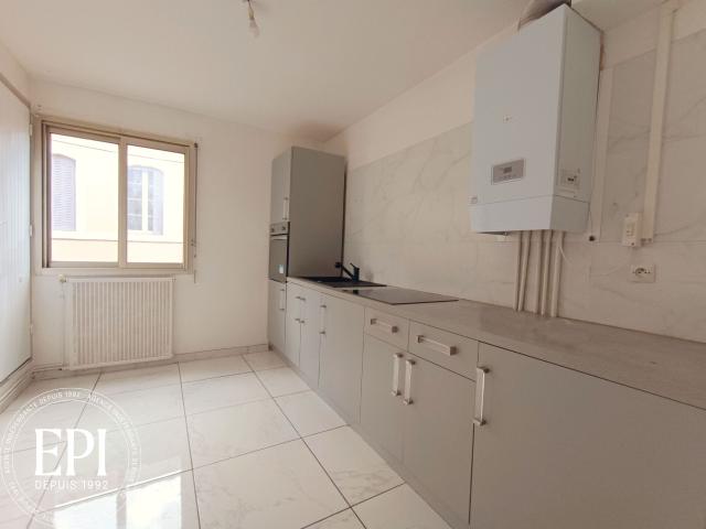 Appartement 4 pièces, 88 m² à louer à Carcassonne 11000