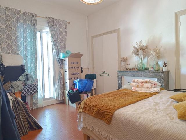Appartement 4 pièces, 88 m² à louer à Narbonne 11100