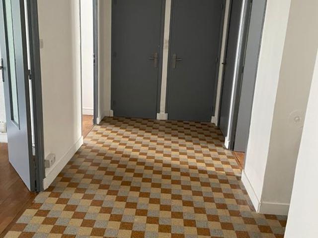 Appartement 4 pièces, 93 m² à louer à Grenoble 38000