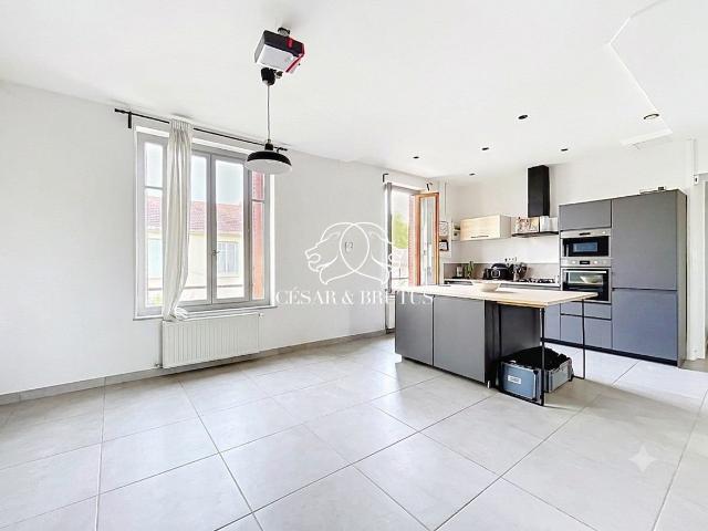 Appartement 4 pièces 93 m²
