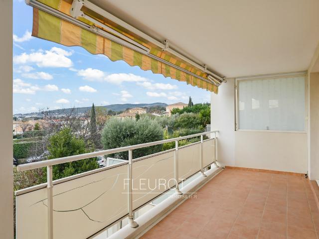 Appartement 4 pièces 93 m²