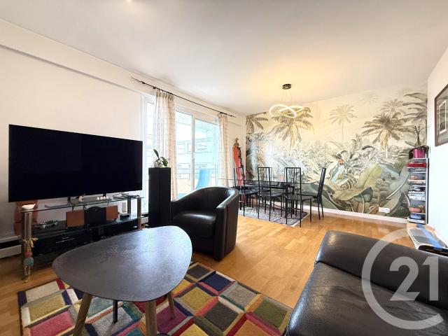 Appartement 4 pièces 93 m²