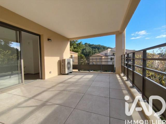 Appartement 4 pièces 93 m²