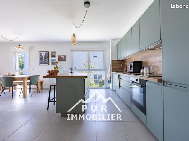 Appartement 4 pièces 93 m²