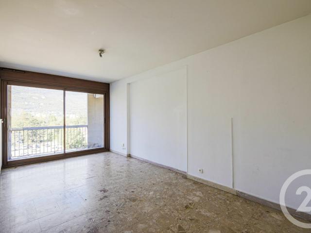 Appartement 4 pièces 93 m²