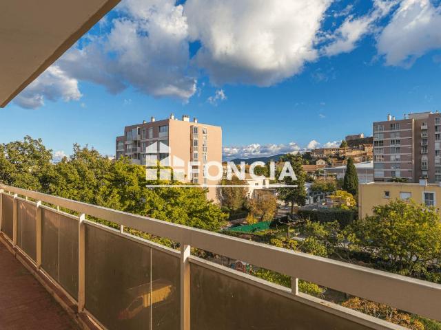 Appartement 4 pièces 93 m²