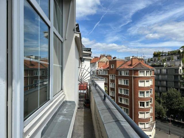 Appartement 4 Pièces 93m² à louer 2958 euros PARIS 75015