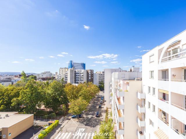 Appartement 4 pièces 90 m²