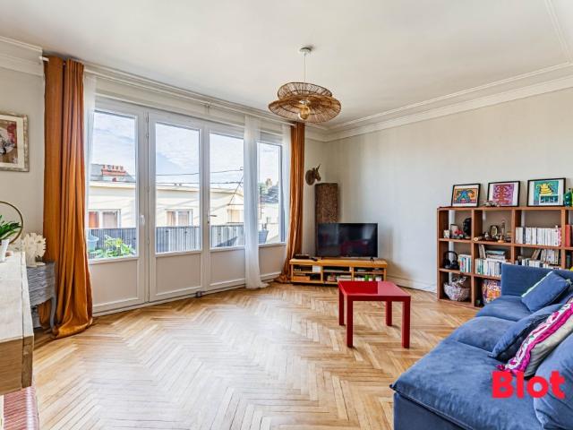 Appartement 4 pièces 90 m²