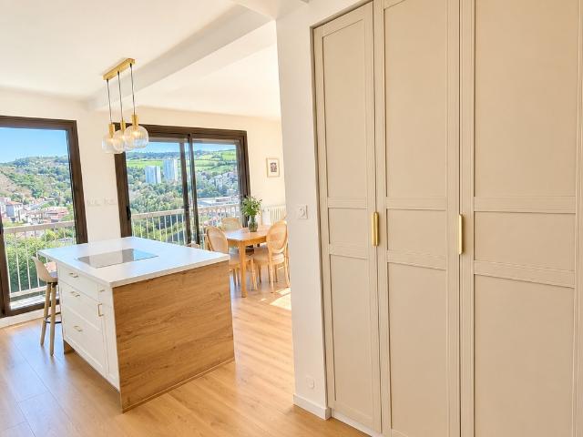 Appartement 4 pièces 90 m²