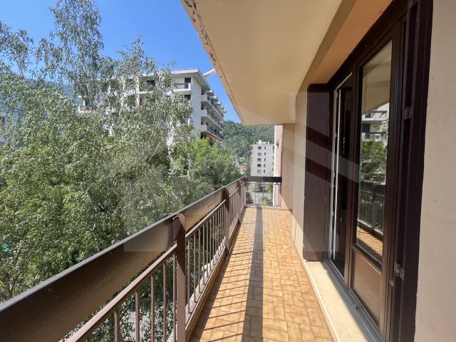 Appartement 4 pièces 90 m²