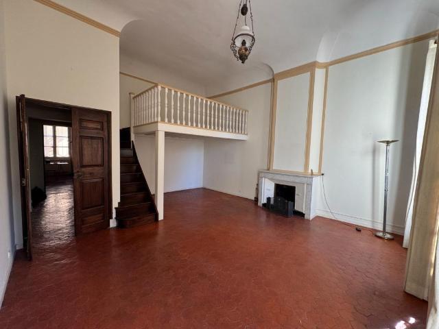 Appartement 4 pièces 90 m²