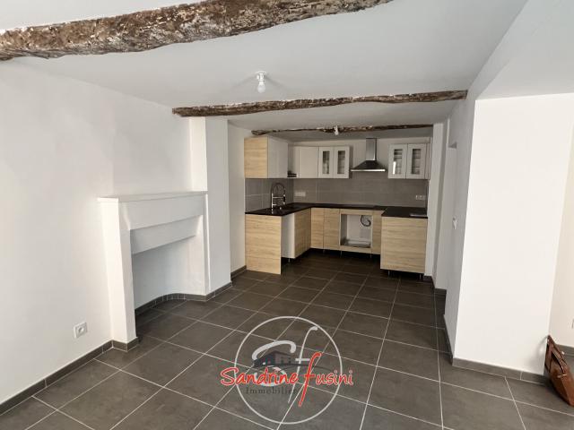 Appartement 4 pièces, 91 m² à louer à Bouyon 06510