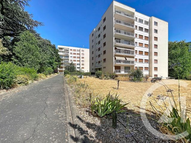 Appartement 4 pièces 91 m²