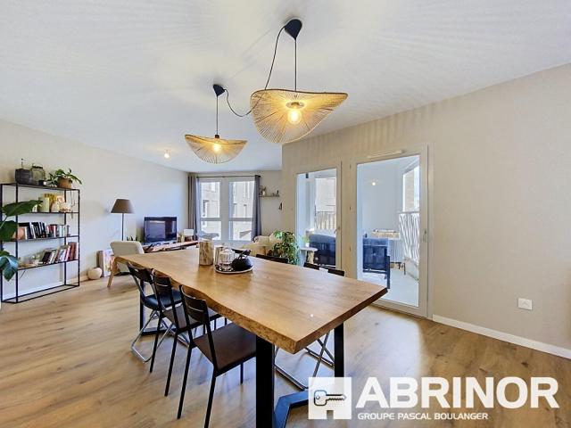 Appartement 4 pièces 91 m²