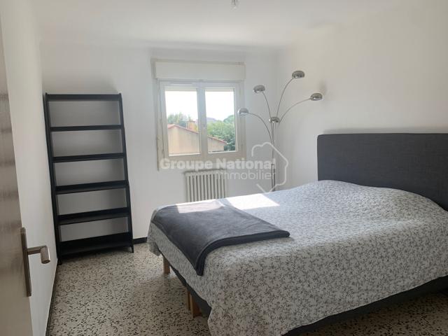 Appartement 4 pièces, 92 m² à louer à Carpentras 84200