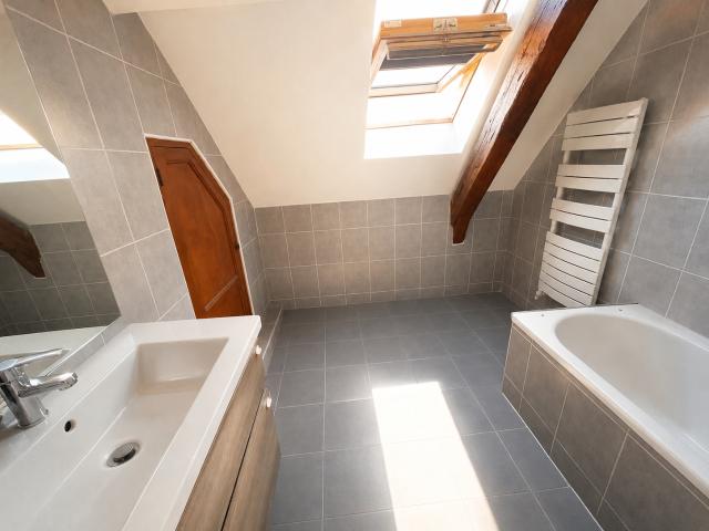 Appartement 4 pièces, 92 m² à louer à Rodez 12000