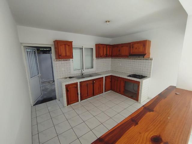 Appartement 4 pièces, 92 m² à louer à Saint Louis 97450