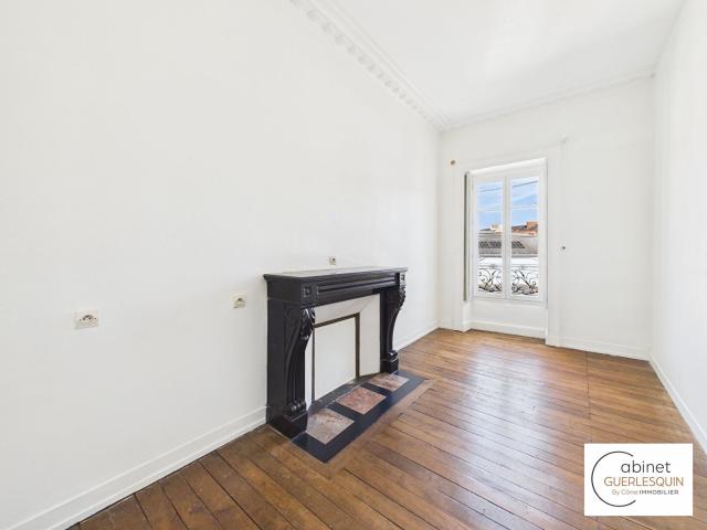 Appartement 4 pièces 92 m²
