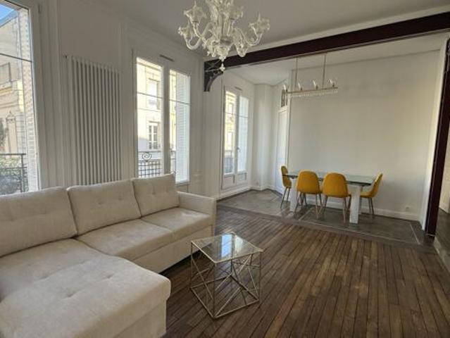 Appartement 4 pièces 92m2 REIMS 1 080 euros