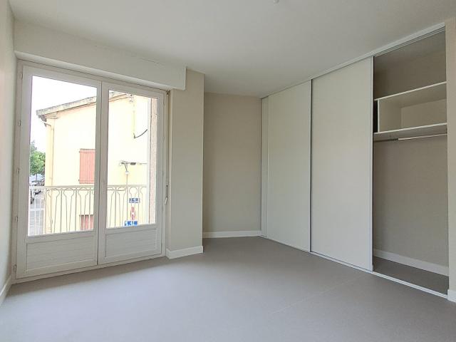 Appartement 4 pièces, 97 m² à louer à Carmaux 81400