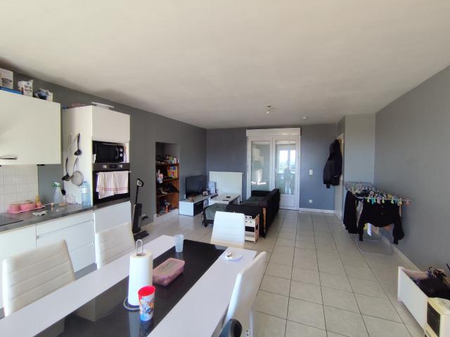 Appartement 4 pièces, 97 m² à louer à Chuyer 42410