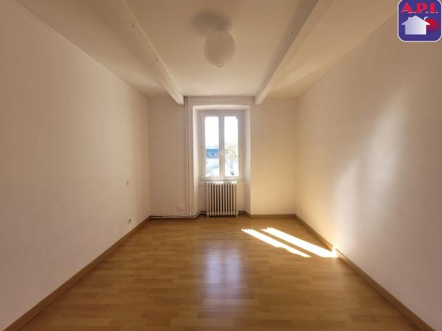 Appartement 4 pièces, 97 m² à louer à Foix 09000