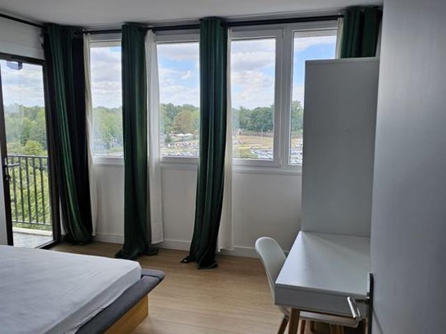 Appartement 4 pièces, 97 m² à louer à Lille 59000