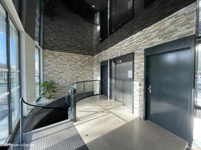 Appartement 4 pièces 97 m²