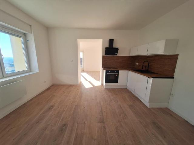 Appartement 4 pièces 97 m²