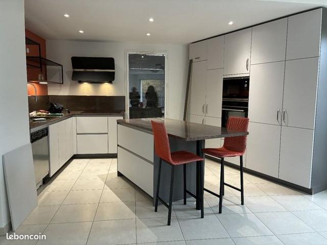 Appartement 4 pièces 97 m²