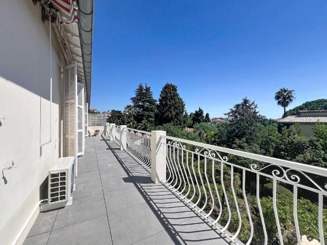 Appartement 4 pièces 97 m²
