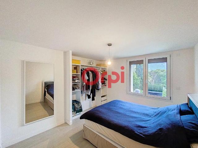 Appartement 4 pièces, 94 m² à louer à Feigères 74160
