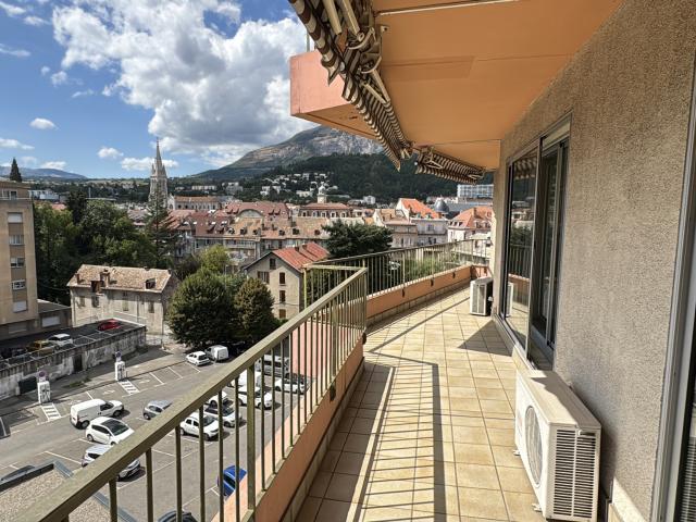 Appartement 4 pièces 94 m²