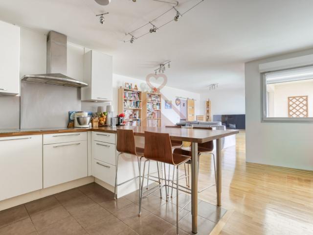 Appartement 4 pièces 94 m²