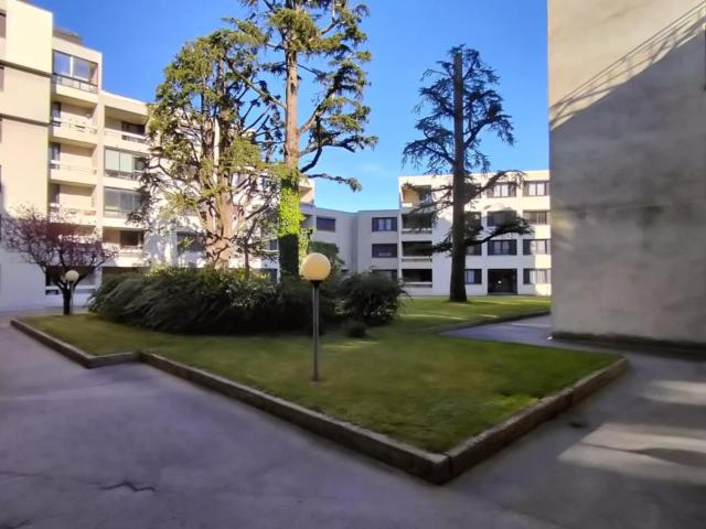 Appartement 4 pièces 94 m²